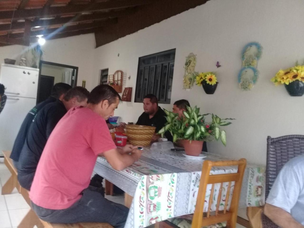 Hostel Cidade Das Flores 2 Joinville Bagian luar foto
